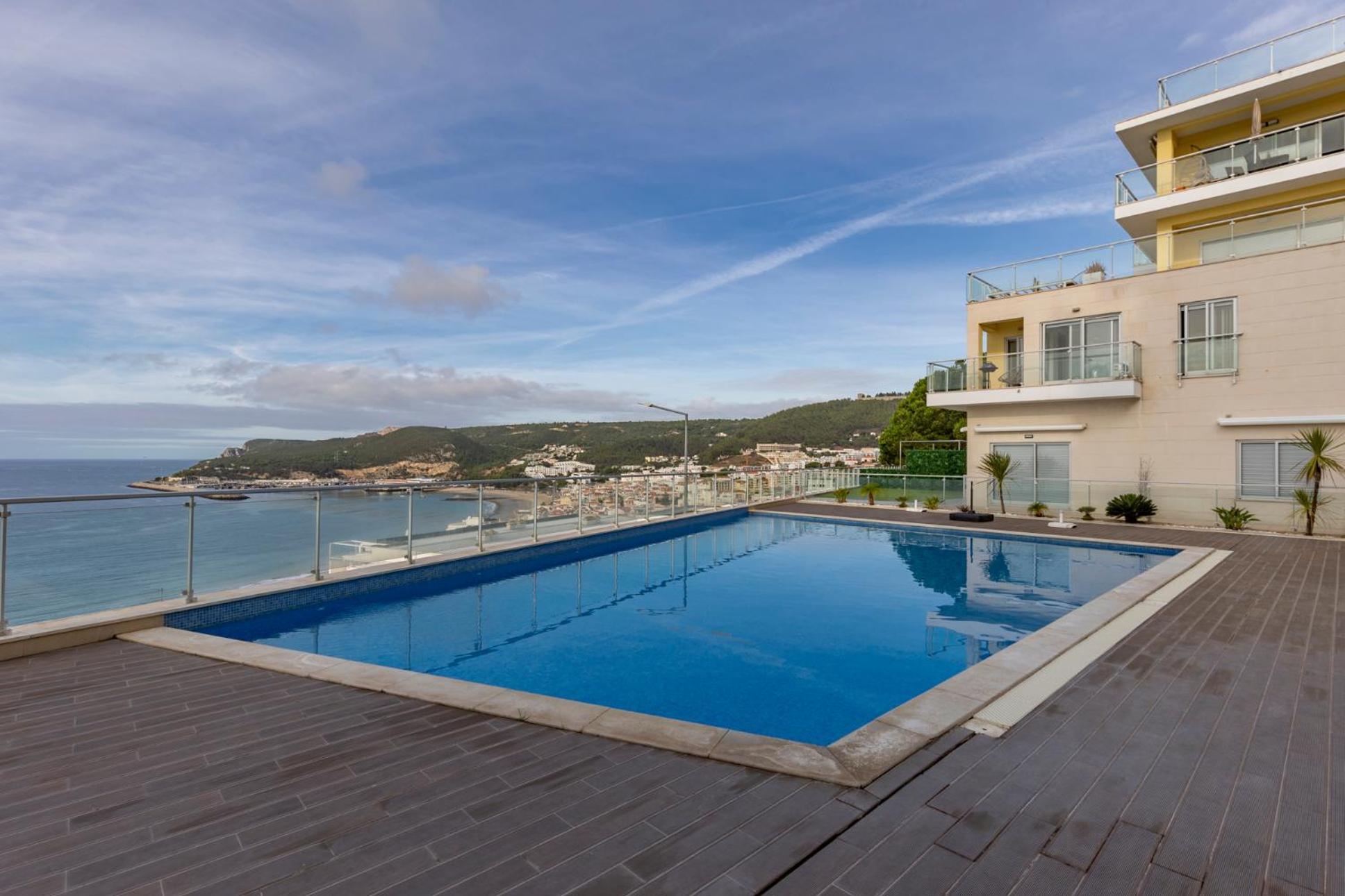- Comfort & Style By The W/ Sea View Apartment *