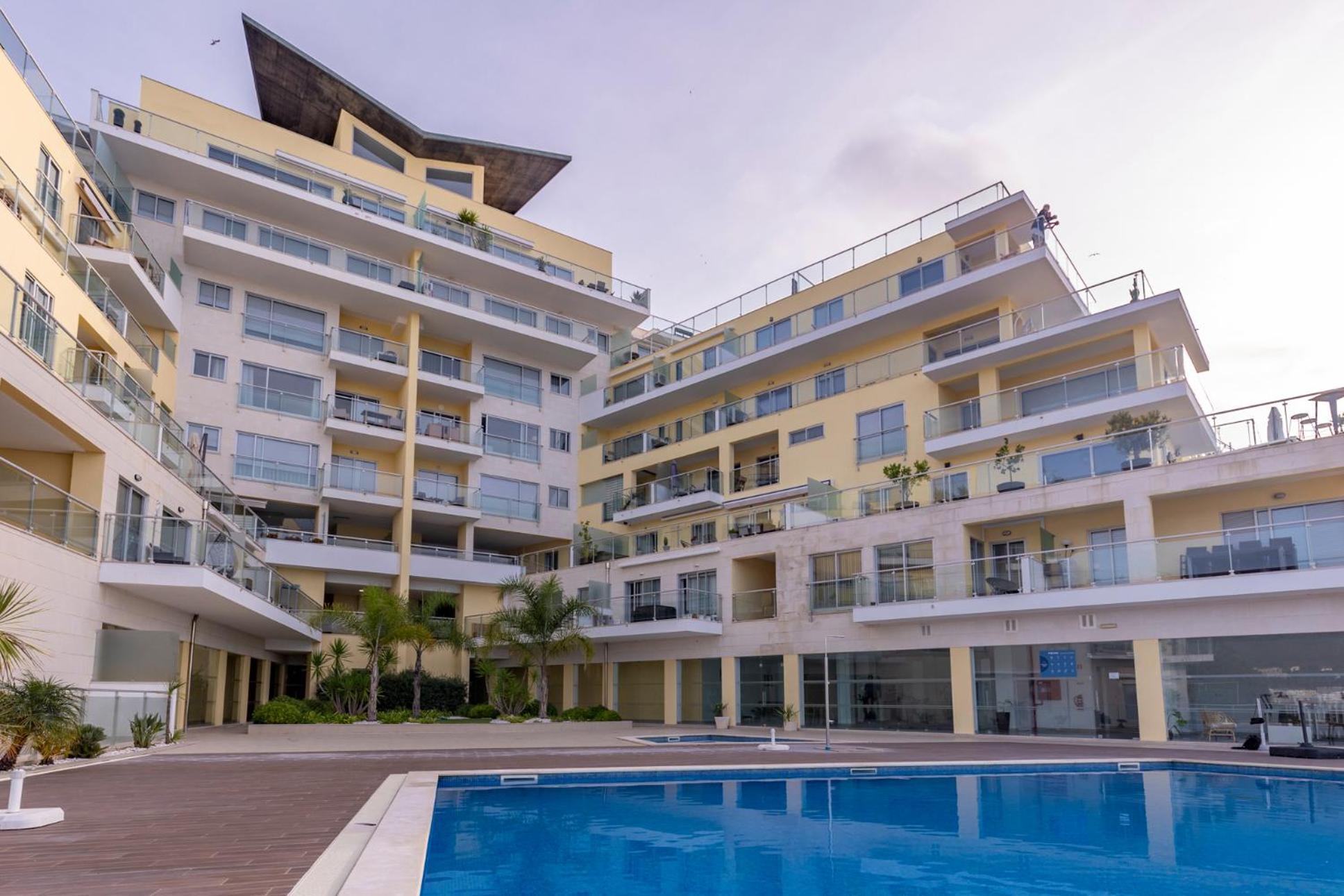 - Comfort & Style By The W/ Sea View Apartment