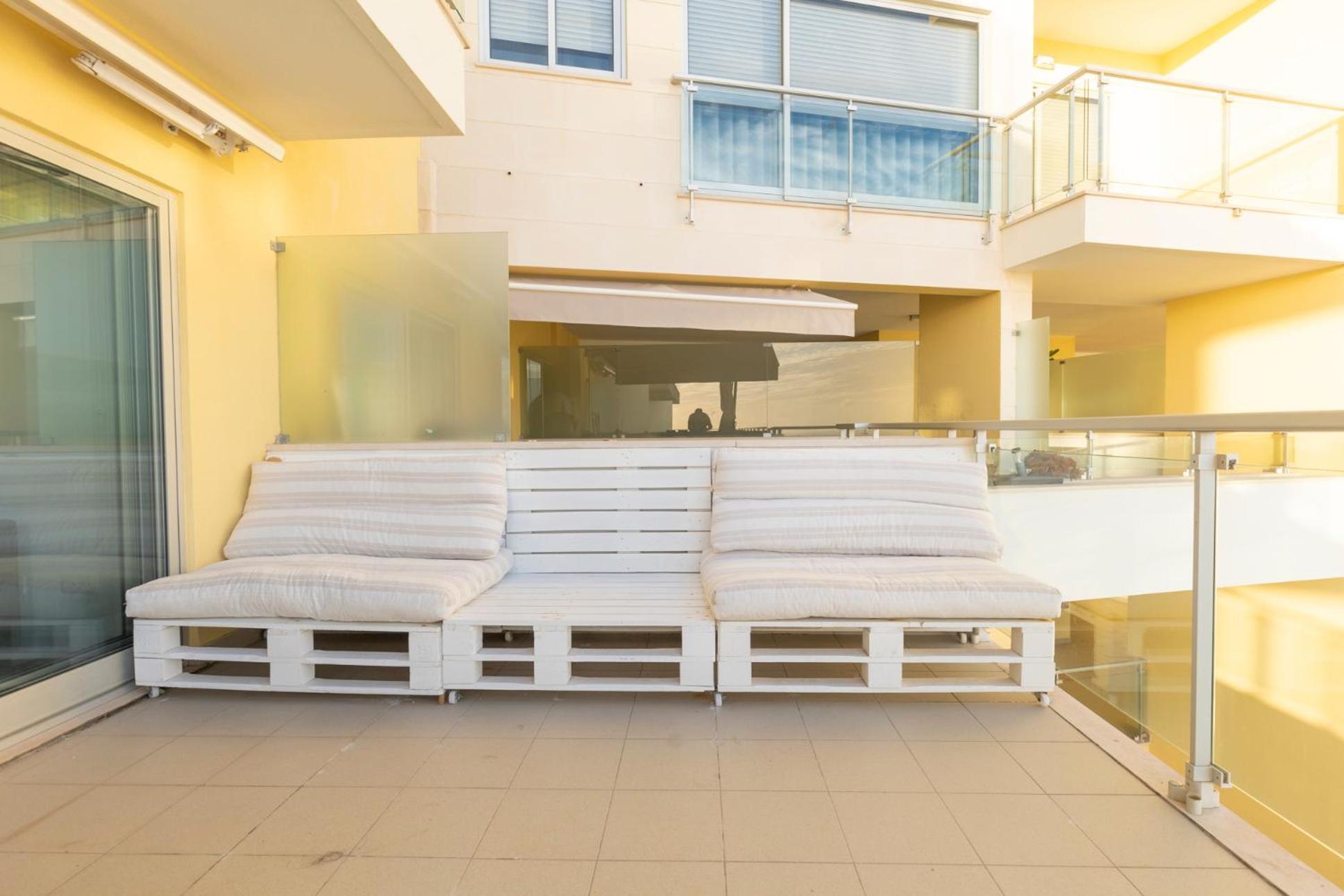 Apartment - Comfort & Style By The W/ Sea View *