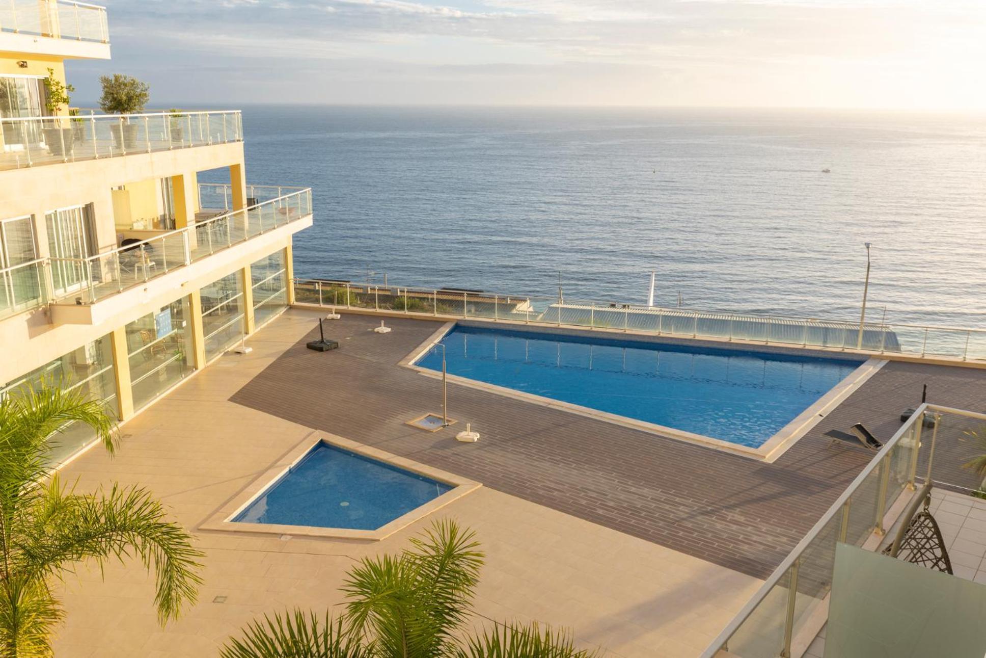 - Comfort & Style By The W/ Sea View Apartment Sesimbra